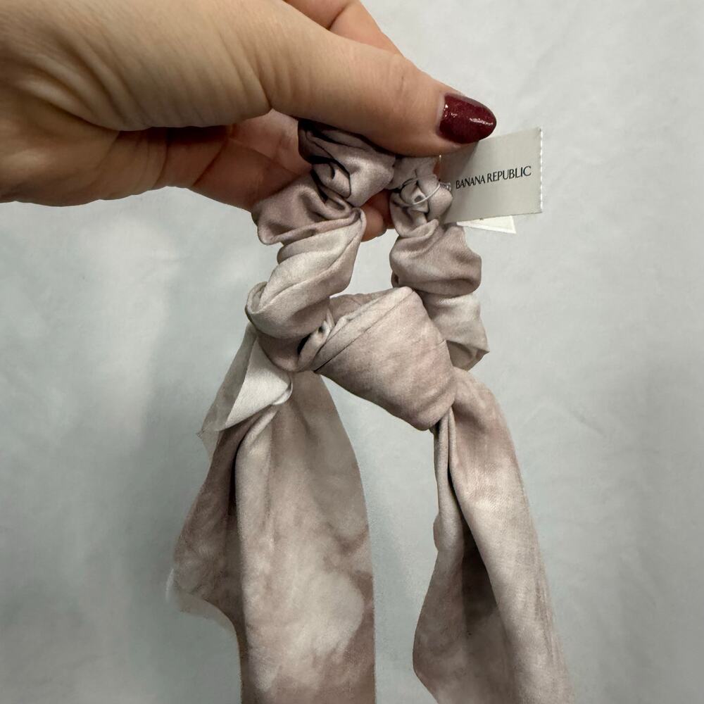 Banana Republic Tie Dye Scrunchie with Tie Fresh Taupe Pink NWT